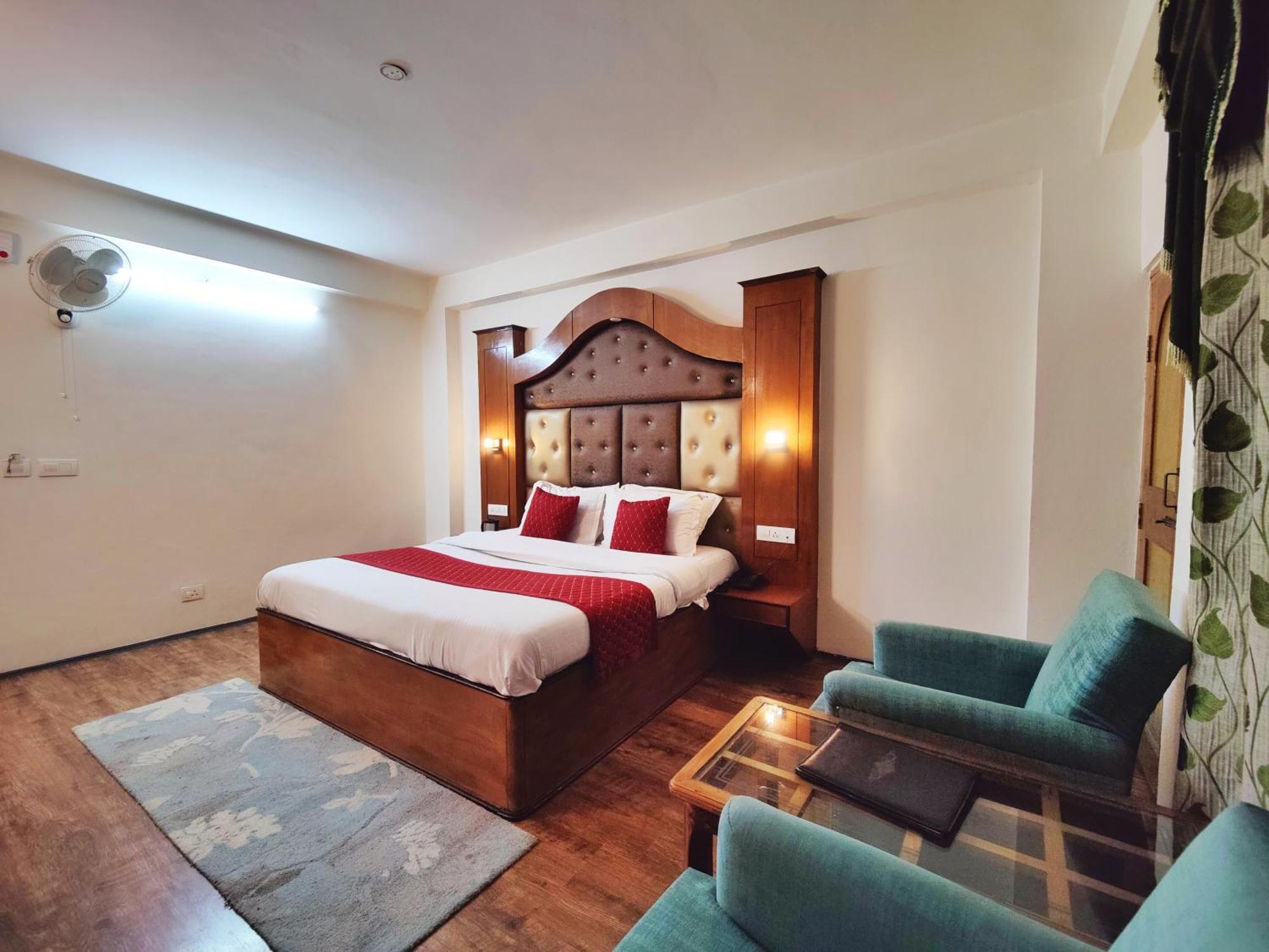 Surya International Hotel Manali Near Mall Road Eksteriør bilde