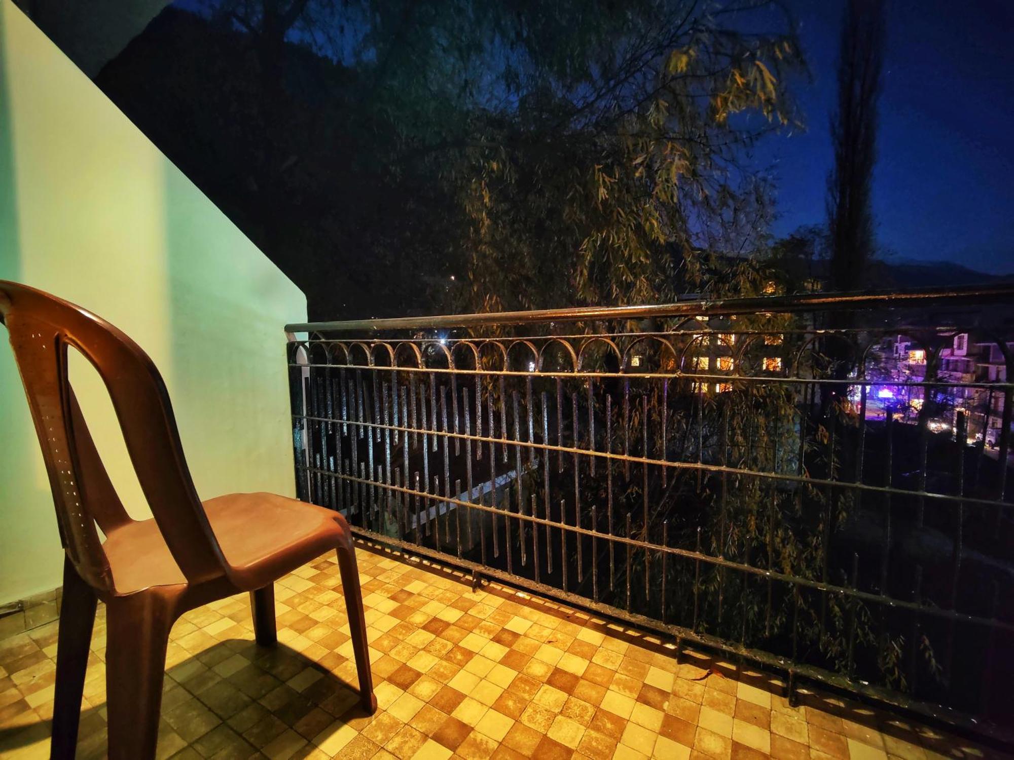 Surya International Hotel Manali Near Mall Road Eksteriør bilde