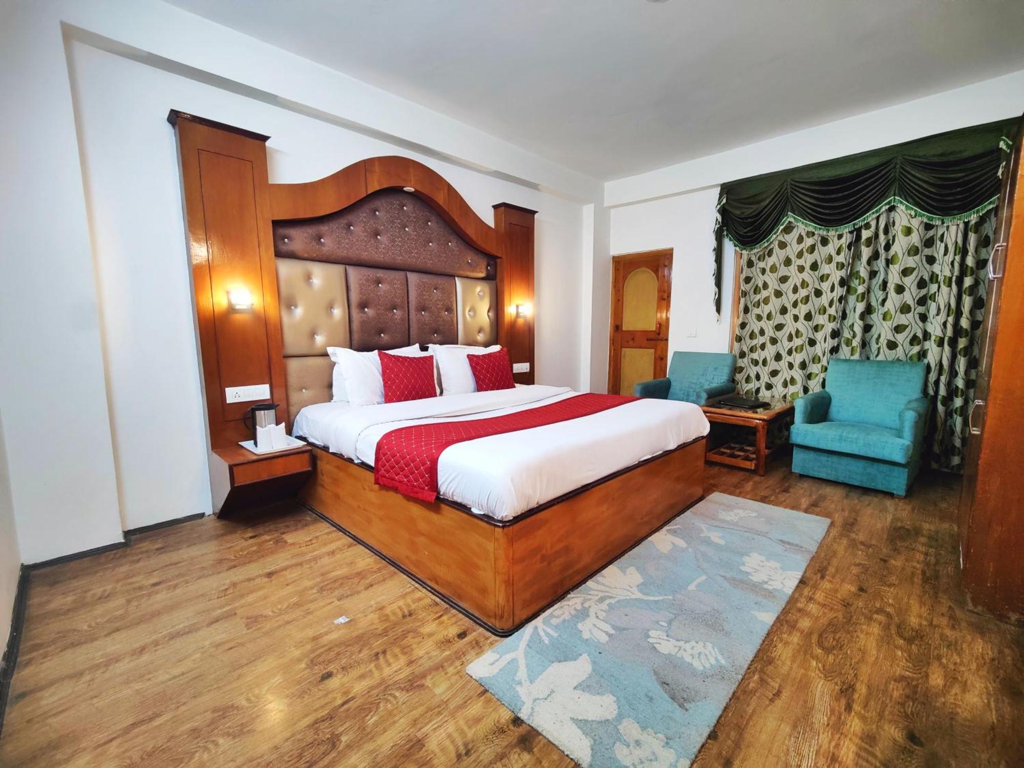 Surya International Hotel Manali Near Mall Road Eksteriør bilde