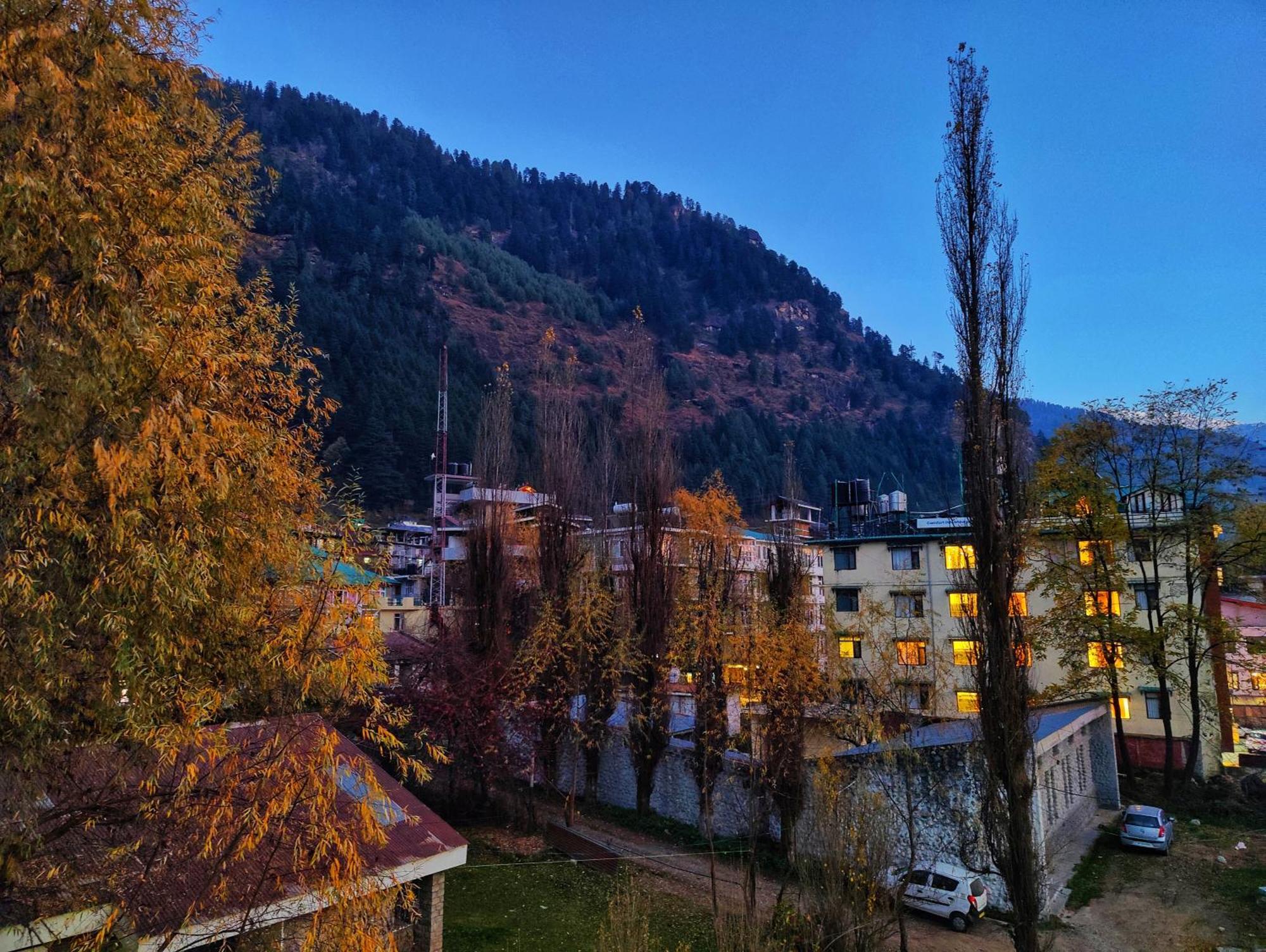 Surya International Hotel Manali Near Mall Road Eksteriør bilde