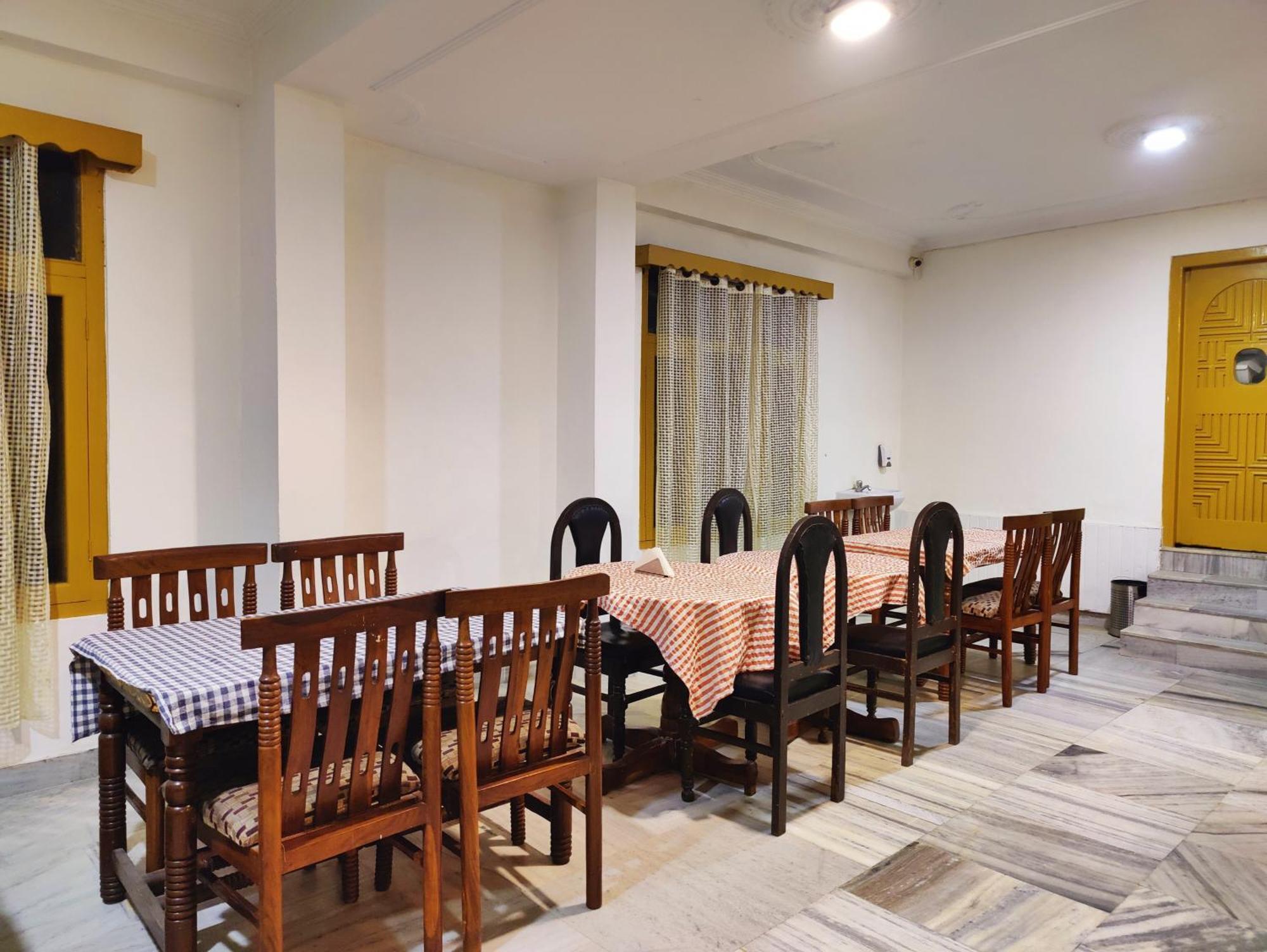 Surya International Hotel Manali Near Mall Road Eksteriør bilde