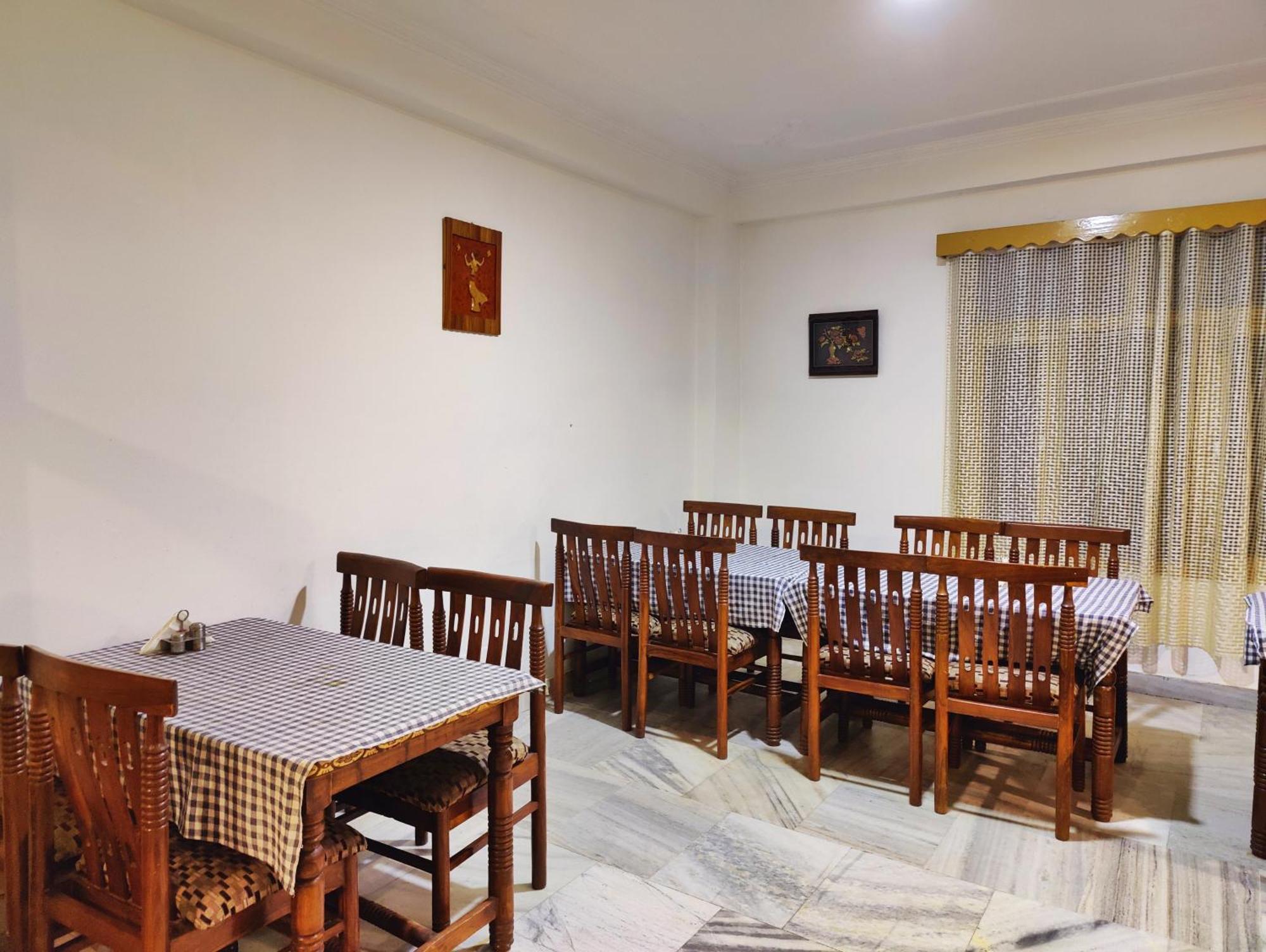 Surya International Hotel Manali Near Mall Road Eksteriør bilde