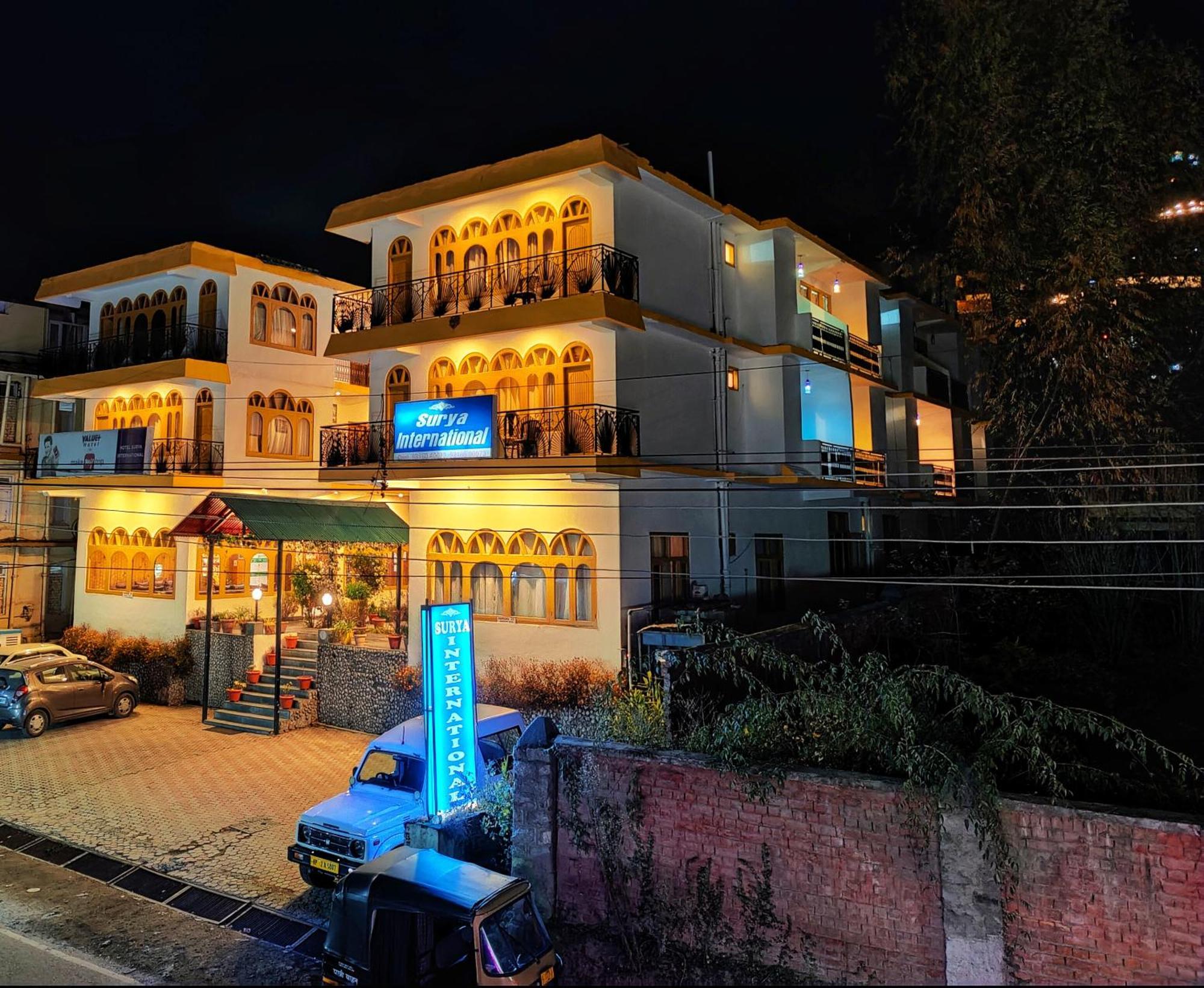 Surya International Hotel Manali Near Mall Road Eksteriør bilde
